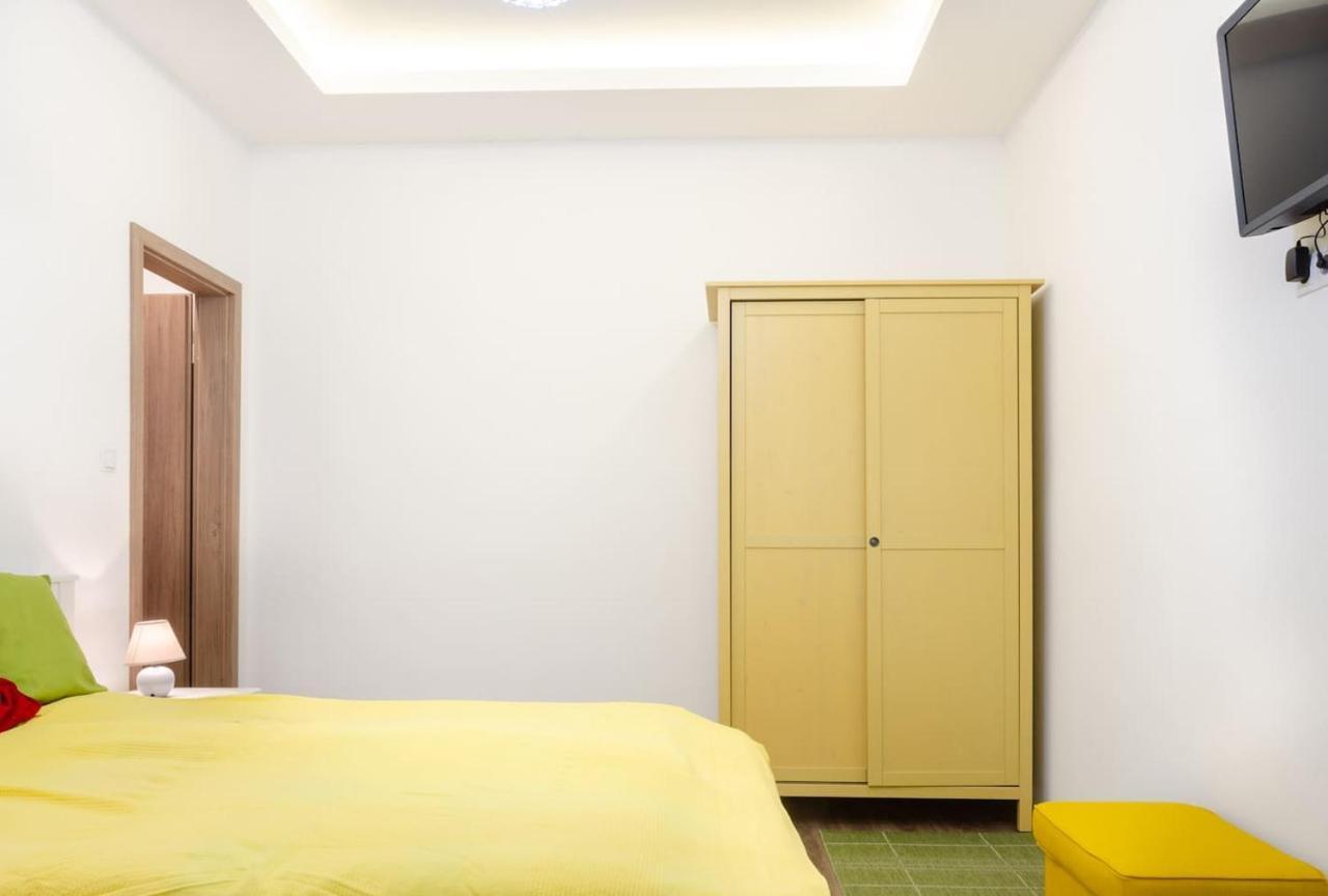 בודפשט 3 En Suit Bedroom Flat In The Main Centre For 6Ppl, 3Bdr,3Bthr,Ac מראה חיצוני תמונה
