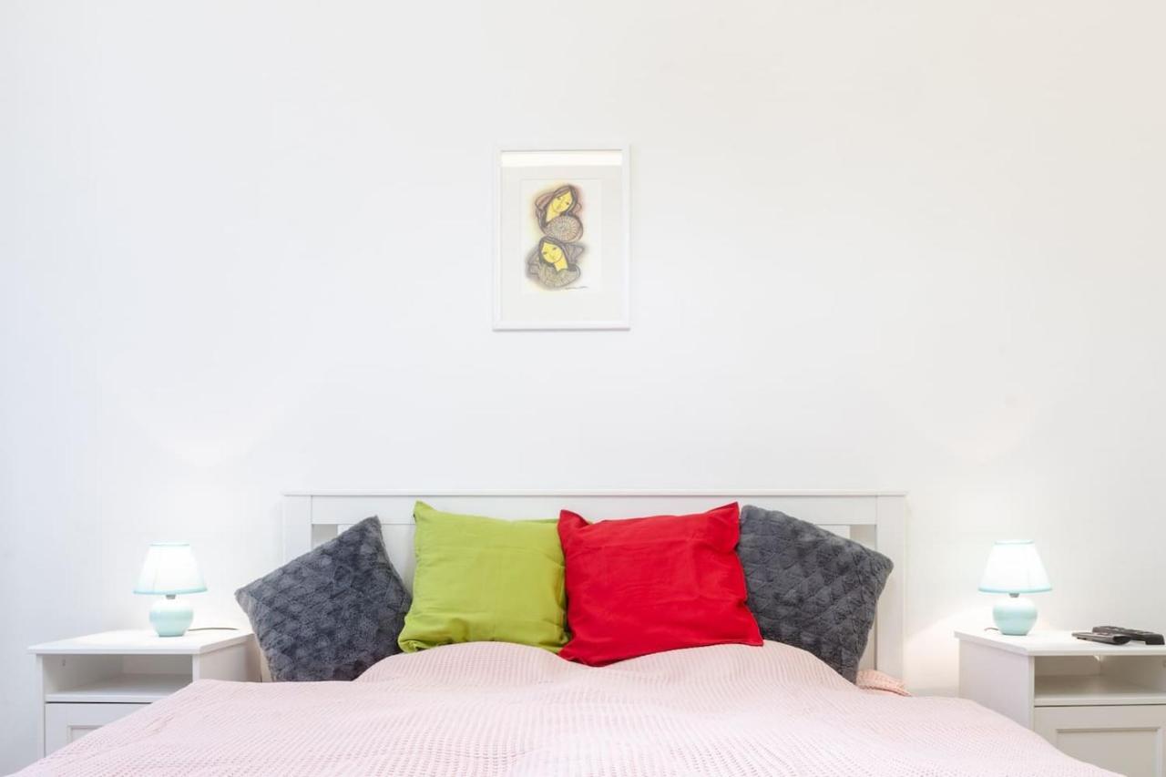 בודפשט 3 En Suit Bedroom Flat In The Main Centre For 6Ppl, 3Bdr,3Bthr,Ac מראה חיצוני תמונה